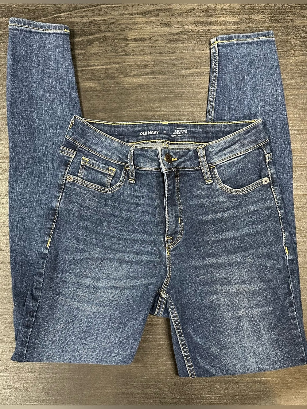 Old Navy Size 2 Rockstar Skinny Jeans